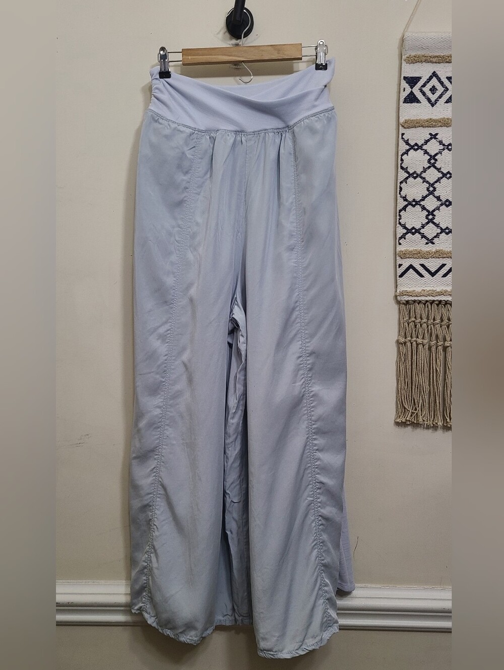 FP Movement Wide-Leg Harem Lyocell Pants Size Medium - Picture 2 of 3